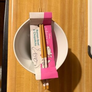 Disney Aristocats Pink and White Ramen Set